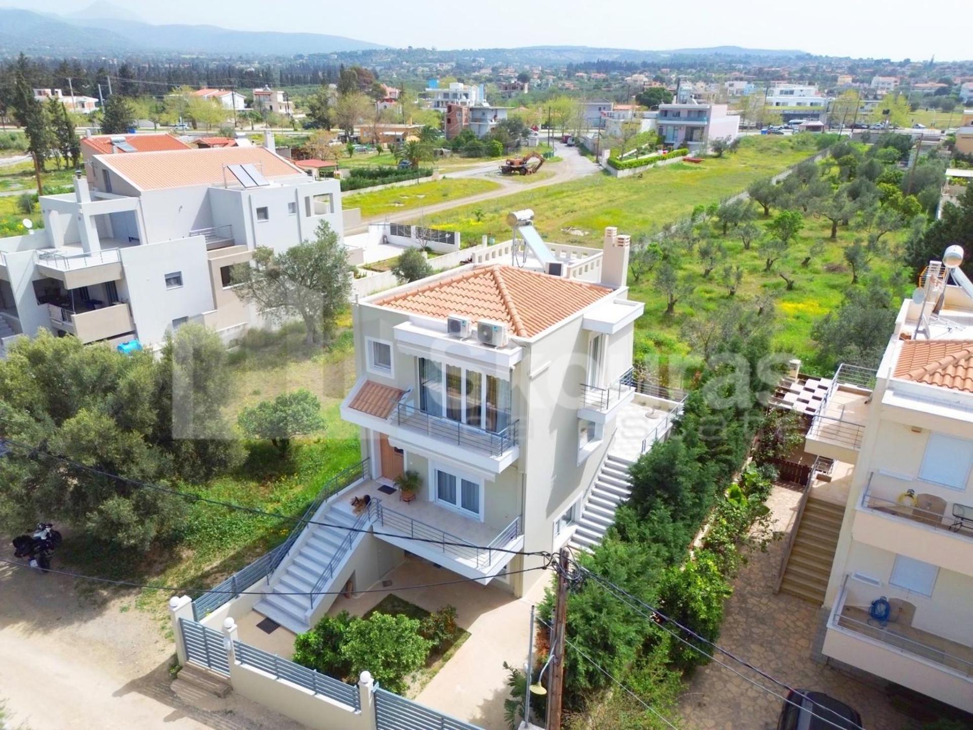 The Bright House A Two-Storey Maisonette In Loutraki Eksteriør billede